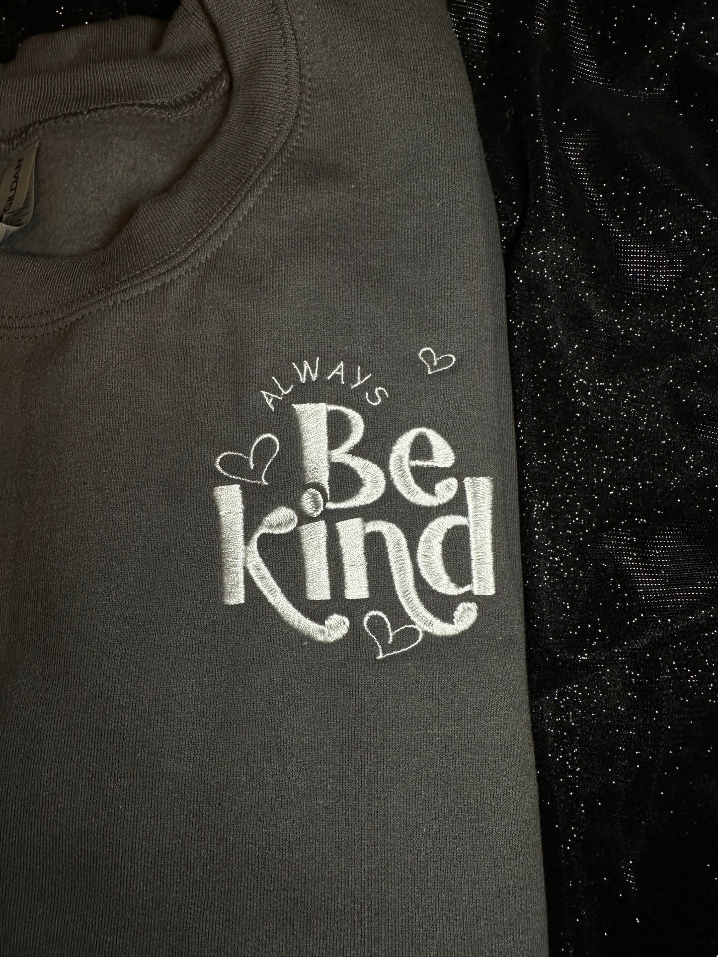 Always Be Kind with Detailed Sleeve Reminder