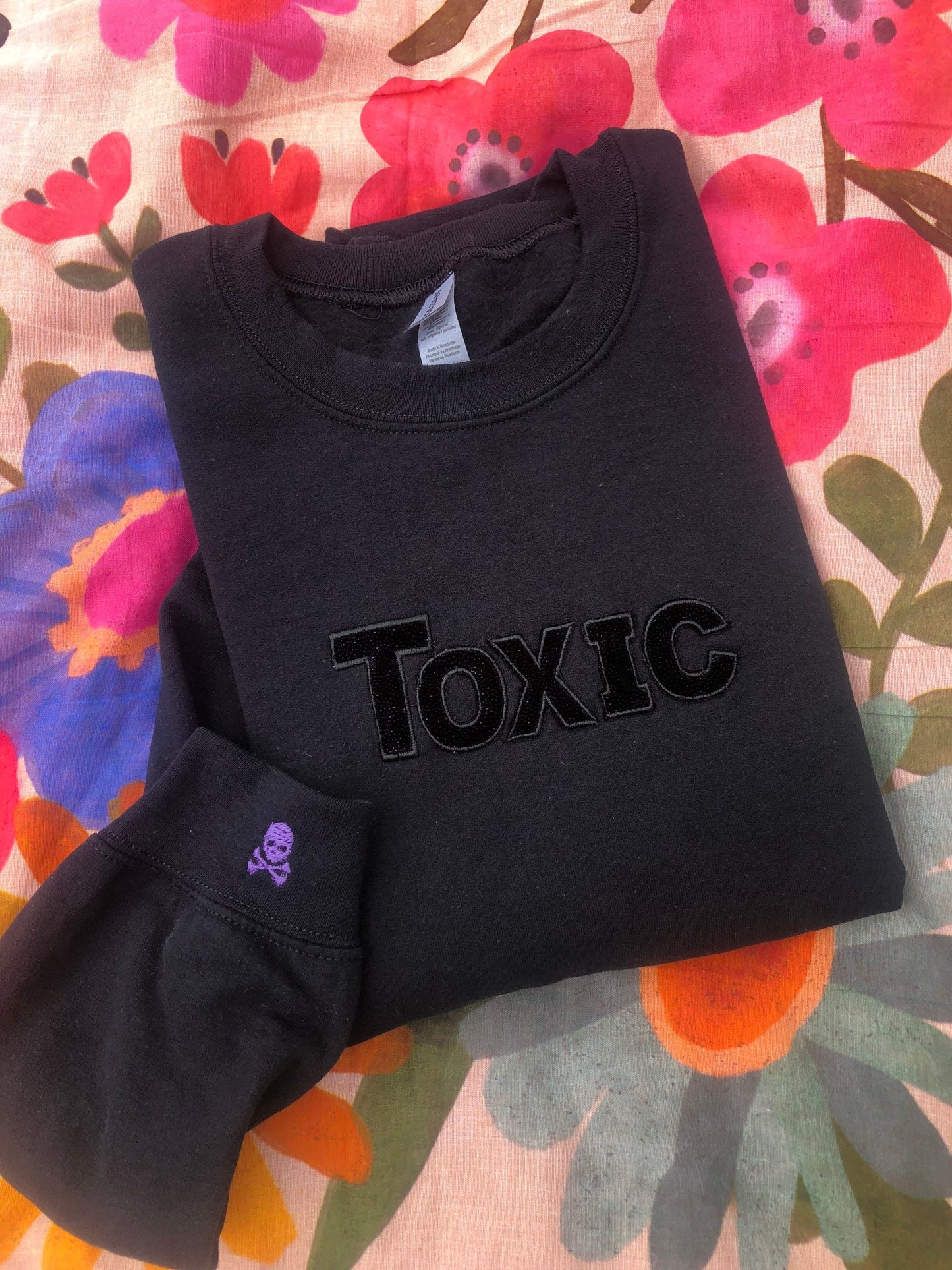 Toxic embroidered crewneck sweatshirt with skull | Halloween sweatshirt